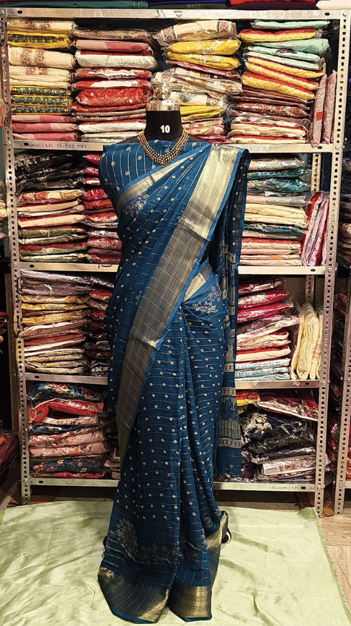 Untitled design - 2026-02-17T174726.270 Banaras Kadhi Georette saree - Image 1